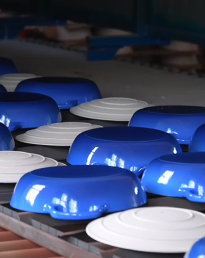 Production en fonte &eacute;maill&eacute;e