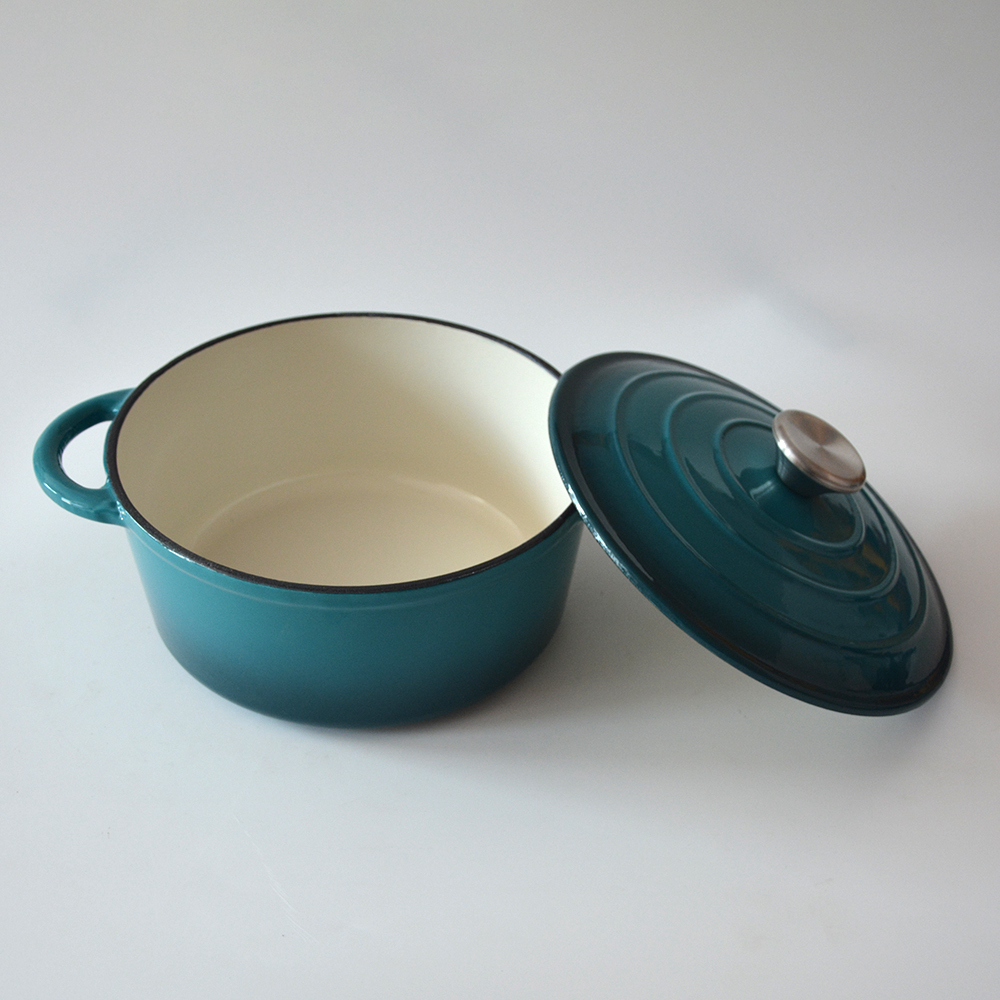 Cocotte en fonte &eacute;maill&eacute;e