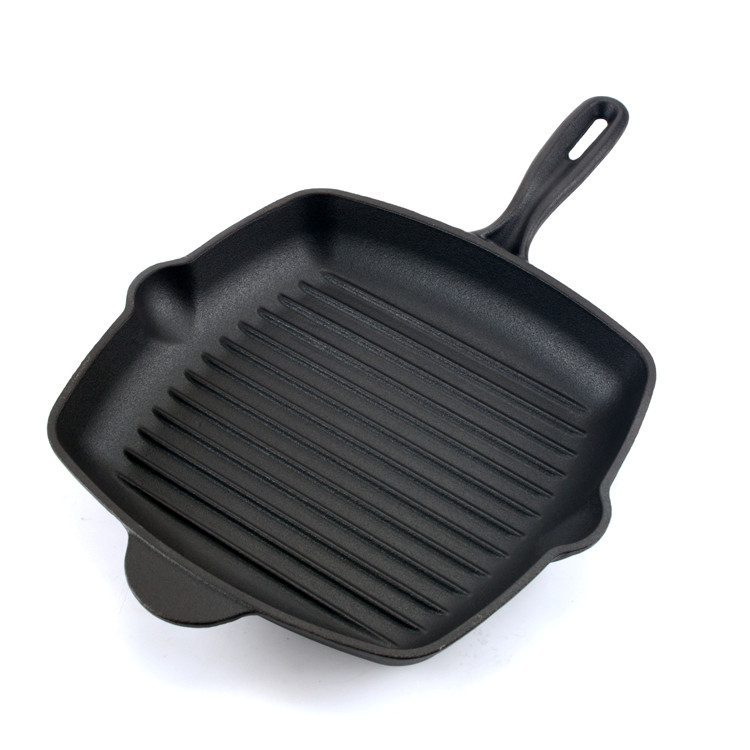 Po&ecirc;le &agrave; frire antiadh&eacute;sive en fonte, ensemble d'ustensiles de cuisine, po&ecirc;le en fonte &eacute;maill&eacute;e