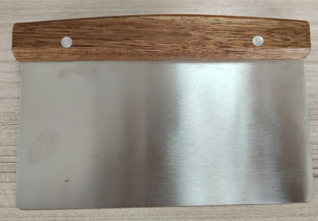 Accessoires de cuisson en fonte sur mesure