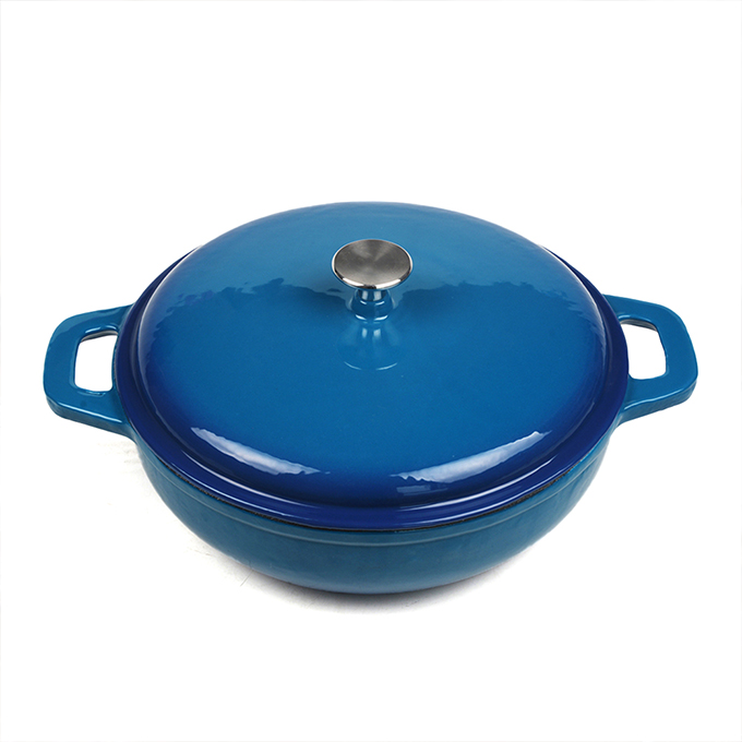 Casserole en fonte personnalis&eacute;e