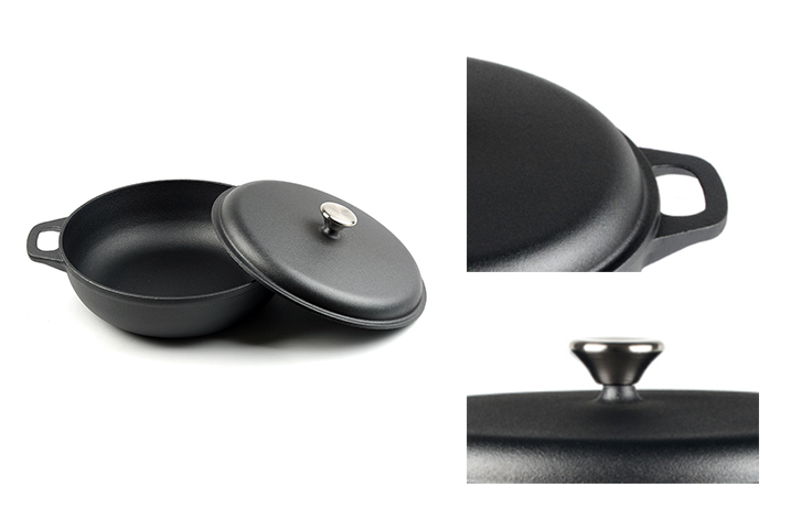 Cocotte en fonte pr&eacute;-assaisonn&eacute;e de 31 cm