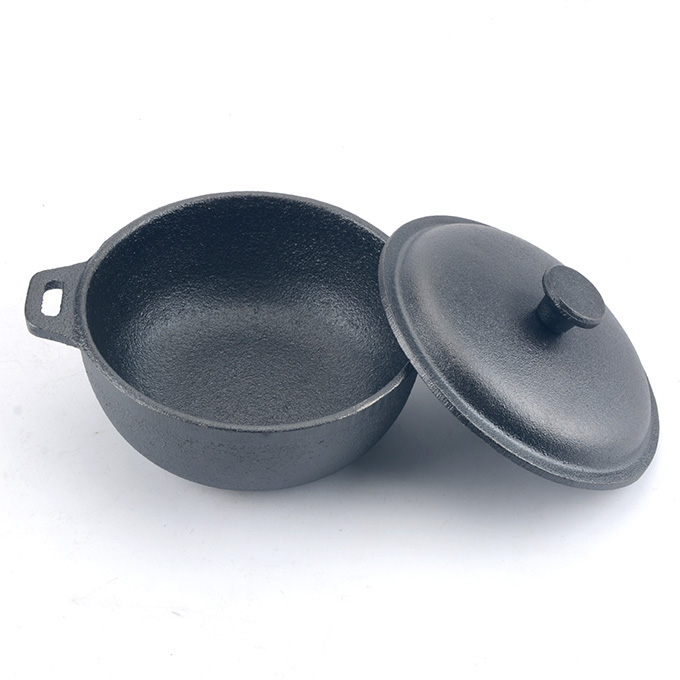 Mini cocotte hollandaise en fonte de 10&nbsp;cm
