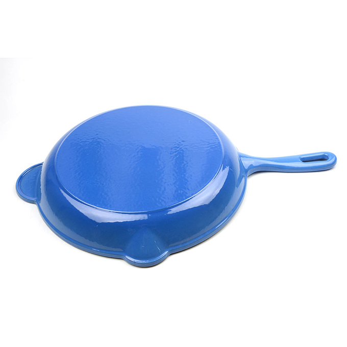 Po&ecirc;le en fonte &eacute;maill&eacute;e de 30 cm avec deux poign&eacute;es