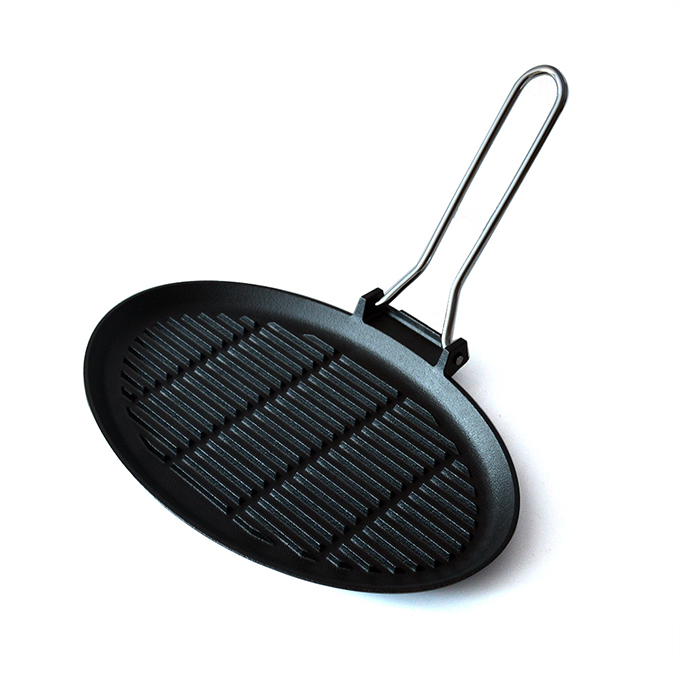 Po&ecirc;le &agrave; griller en fonte avec poign&eacute;e en acier inoxydable