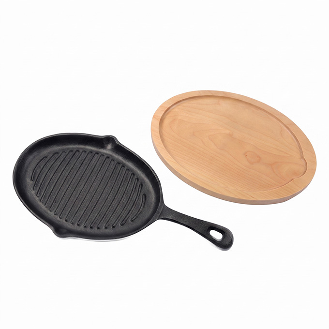 Po&ecirc;le &agrave; tortilla fran&ccedil;aise ovale en fonte pr&eacute;-assaisonn&eacute;e de 25 cm de style mexicain