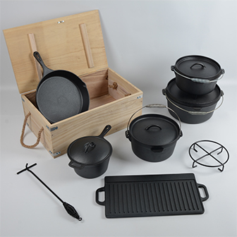 Batterie de cuisine de camping en fonte