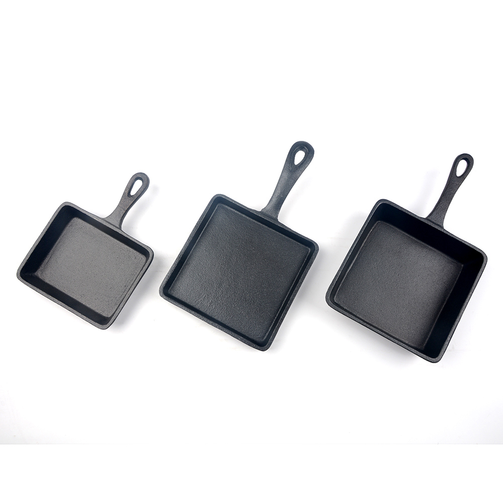 Ensemble de mini-po&ecirc;les en fonte 3&nbsp;pi&egrave;ces